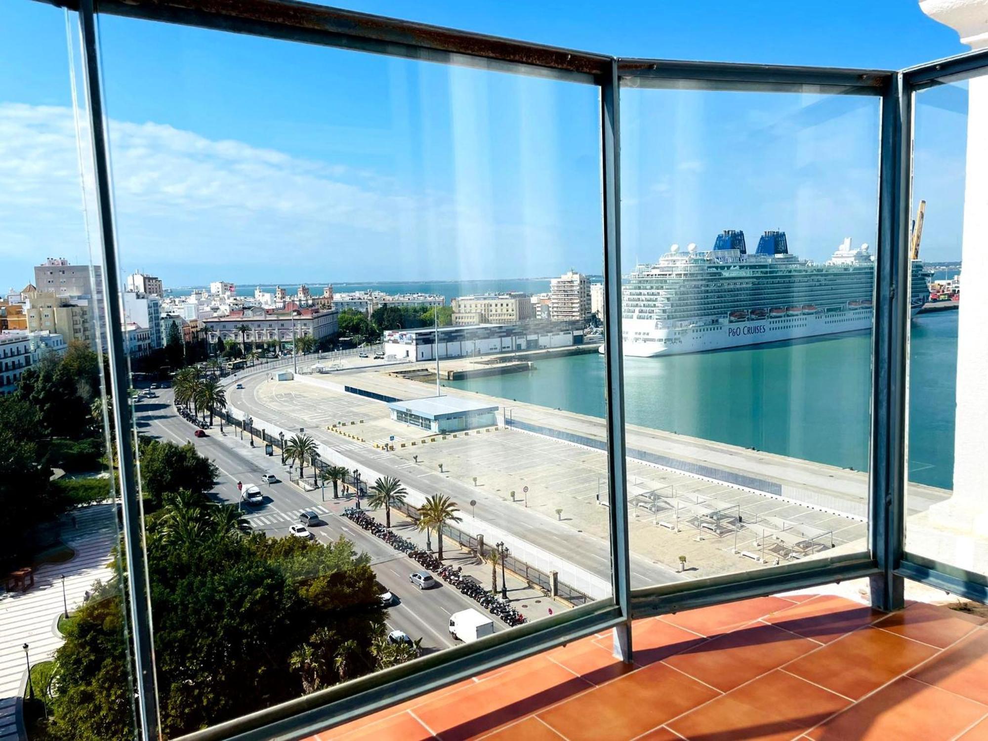 Апартаменти Skyline - Penthouse With 50M2 Private Terrace And Stunning Views Кадіс Екстер'єр фото